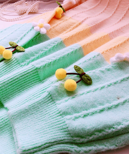 Lovely flowers long sleeve sweater  083