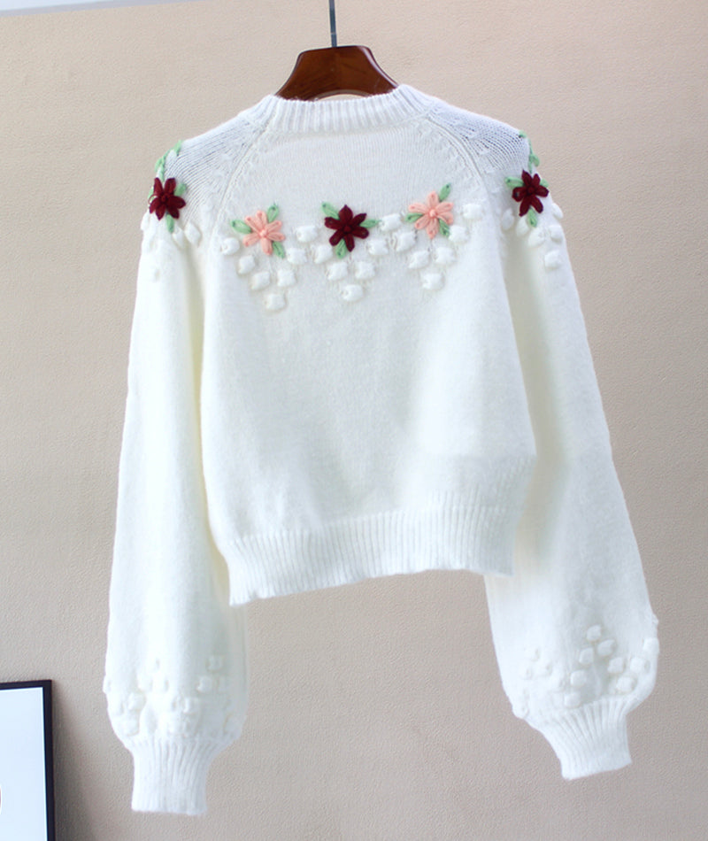 Sweet white flowers long sleeve sweater  081
