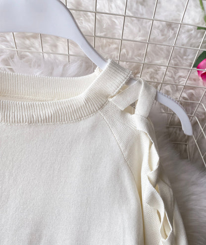 Unique round neck long sleeve sweater  105