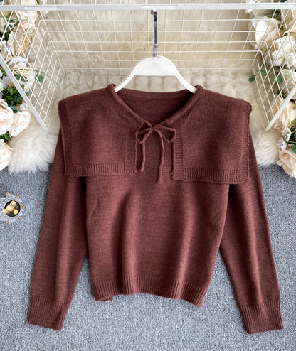 Uniquely designed lapel sweater  088