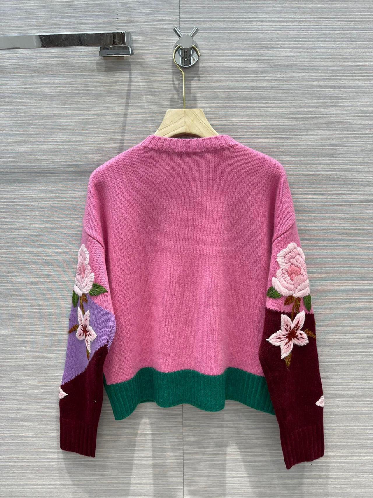 Lovely embroidered flowers long sleeve sweater  018