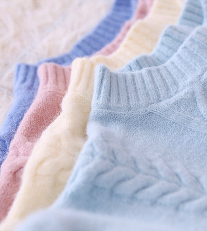 Simple round neck long sleeve sweater  061