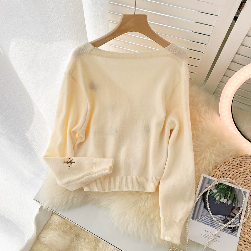 Cute knitted long sleeve short sweater  012