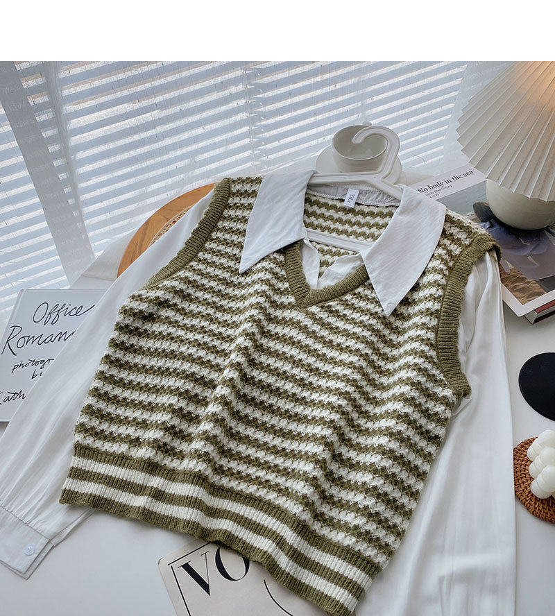 A trendy long sleeved shirt with small foreign style knitted stripe stitching  6331