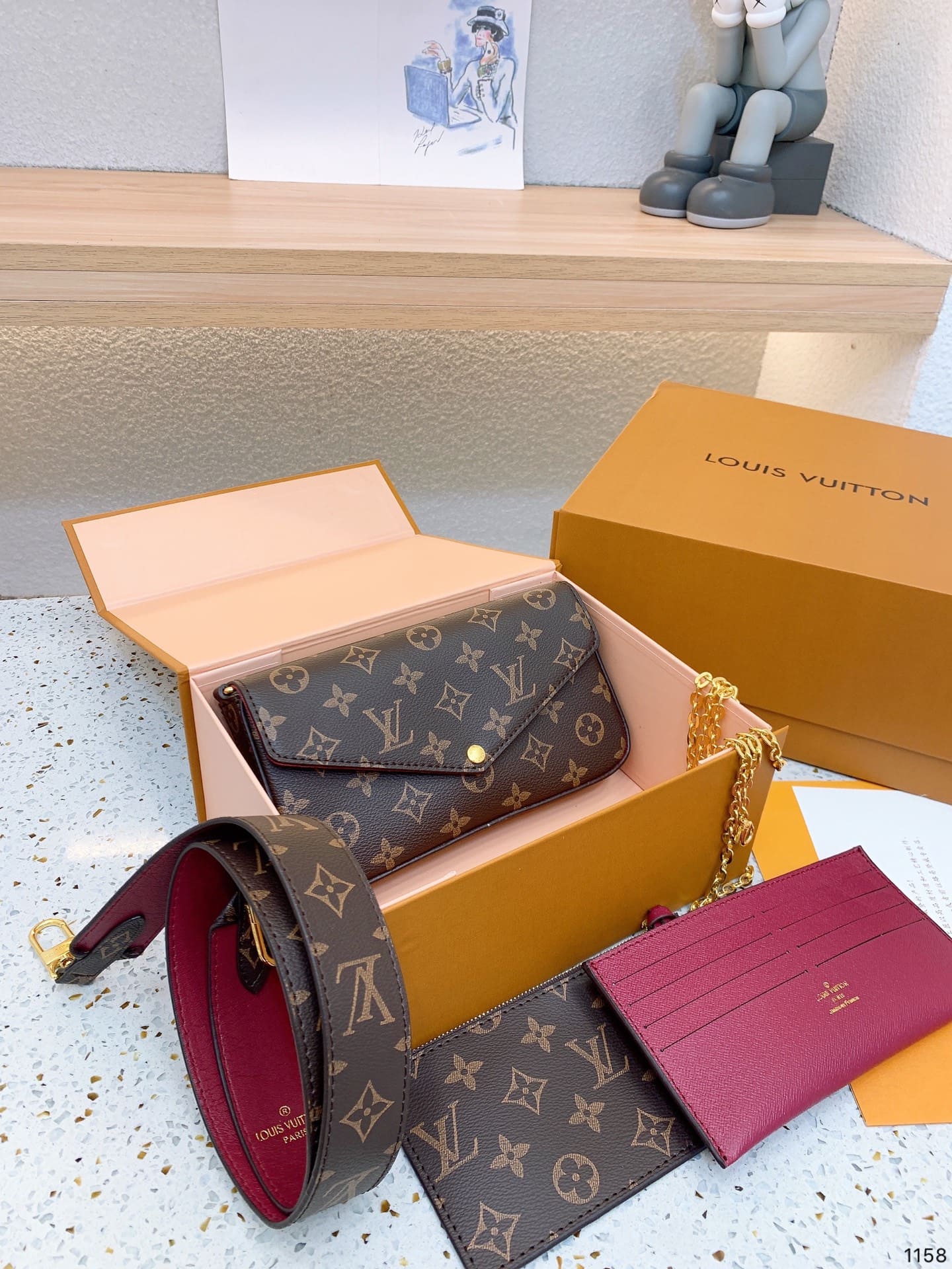 Louis Vuitton Félicie Pochette M81896