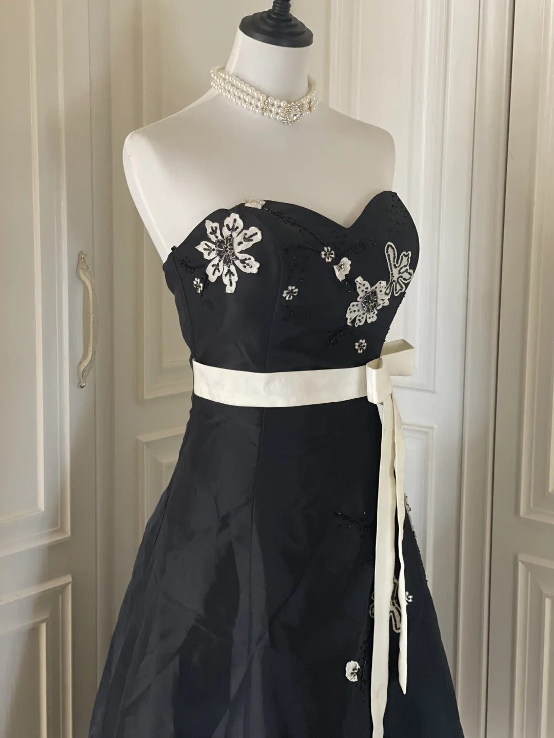 Black and White Elegant Stylish Exquisite Beaded Midi/Short Satin Homecoming Dresses Prom Dresses Evening Dresses Party Dresses Prom Dresses gh3999