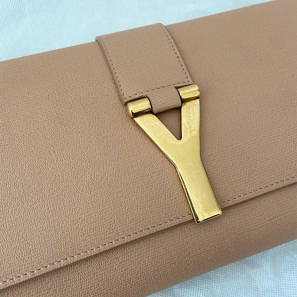Saint Laurent nude Y flap clutch
