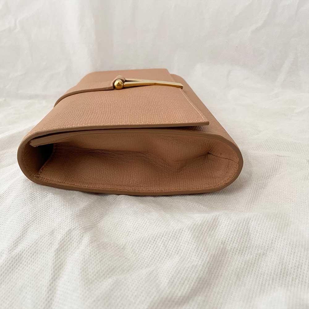 Saint Laurent nude Y flap clutch