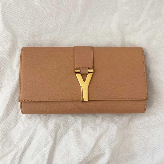 Saint Laurent nude Y flap clutch