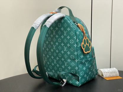 Louis Vuitton M12780 Discovery Backpack PM