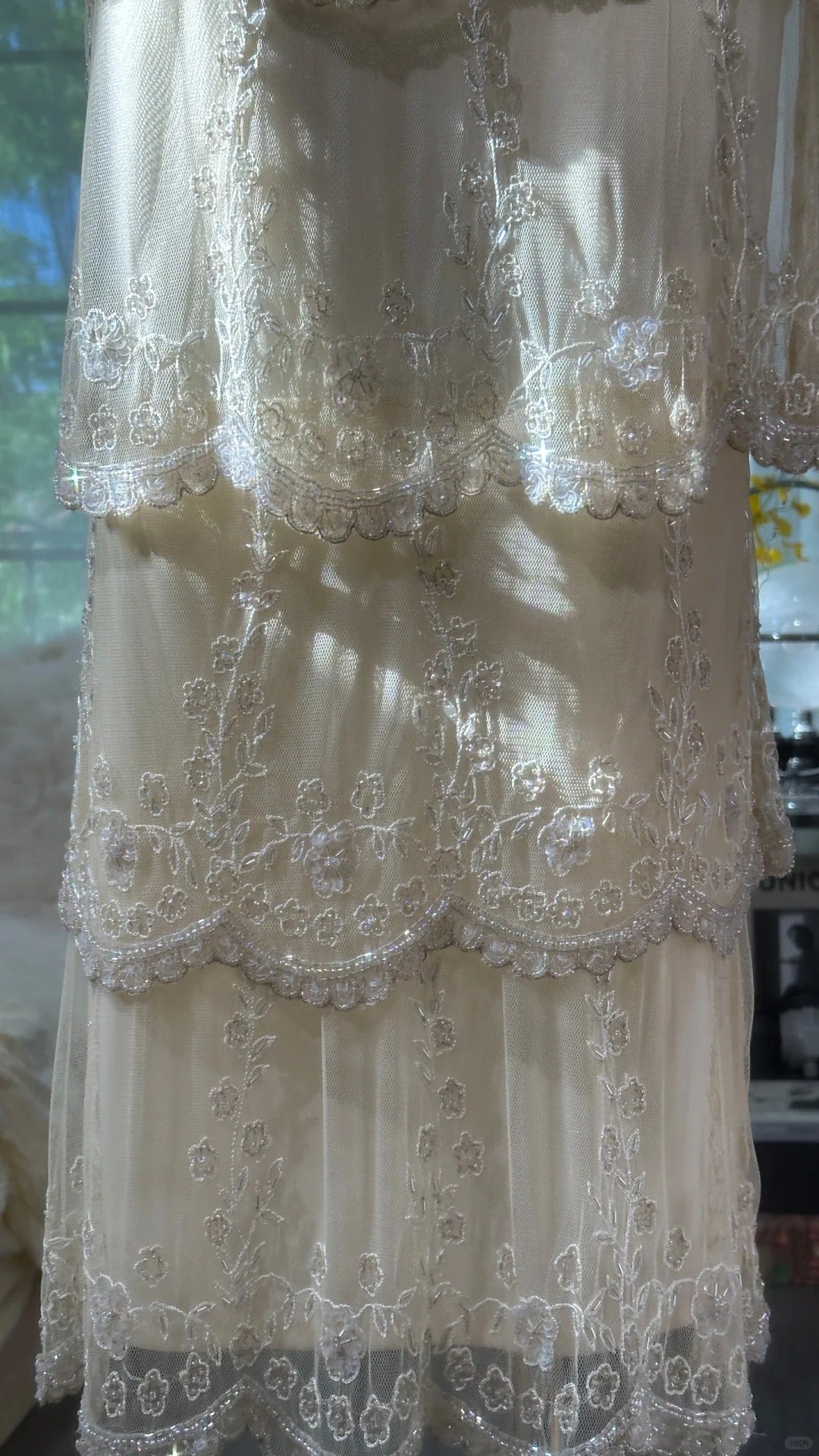 Cream Yellow V Neck Exquisite Beaded Lace Long Chiffon Tulle Ball Gown Evening Gown Wedding Party Gown Prom Gown Graduation Date Gown gh3987