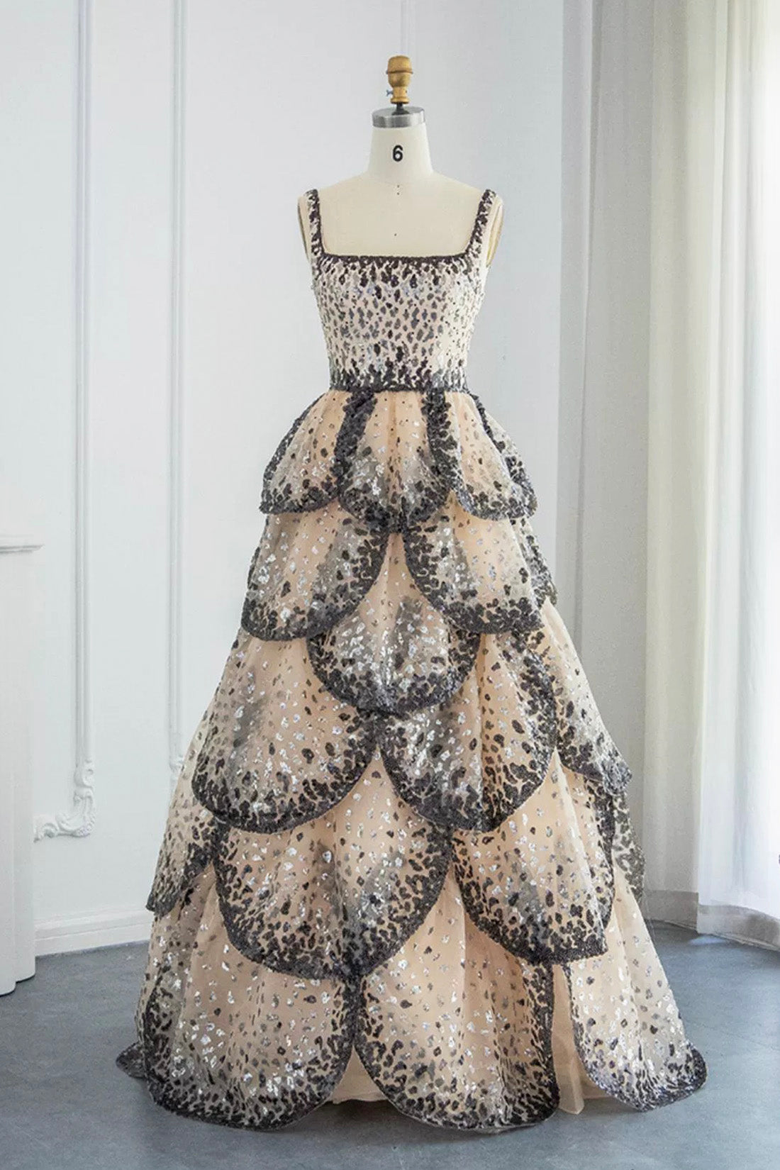 Sparkly Sequin Tiered Ruffles Elegant Women Party Formal Dresses