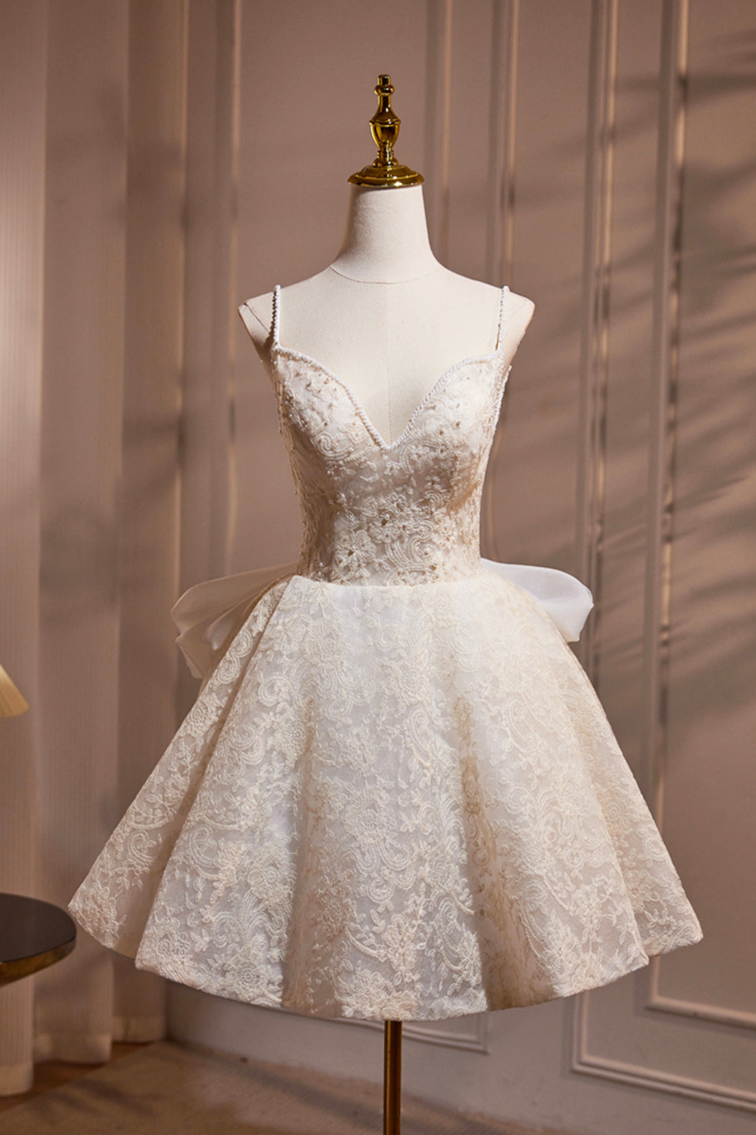 Light Champagne V-Neck Lace Short Prom Dress, A-Line Spaghetti Straps Backless Party Dress with Bow