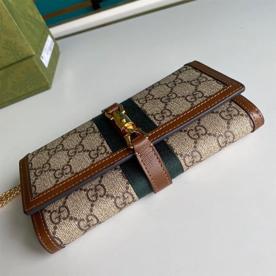GUCCI Jackie 1961 chain wallet