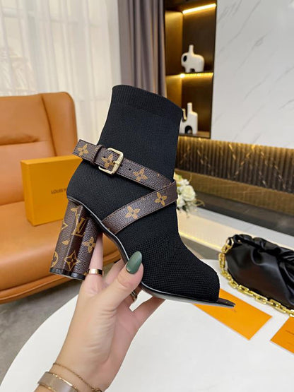 LV WOMEN’S BOOTS