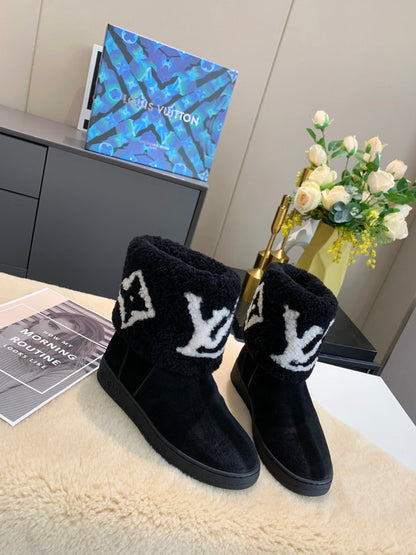 LV WOMEN’S BOOTS
