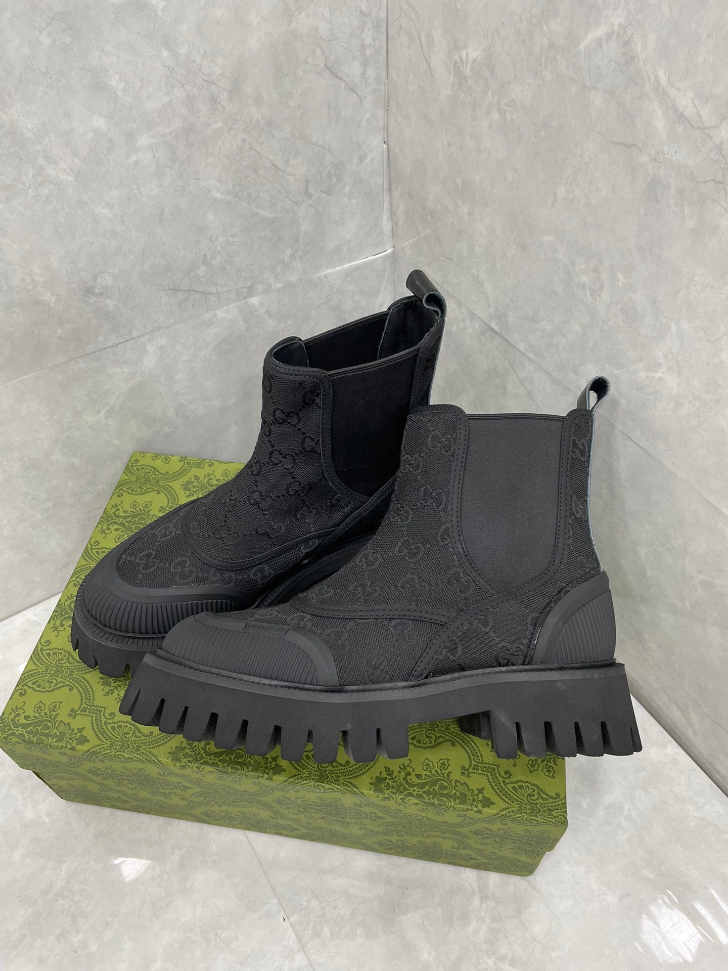 GUCCI WOMEN’S BOOTS