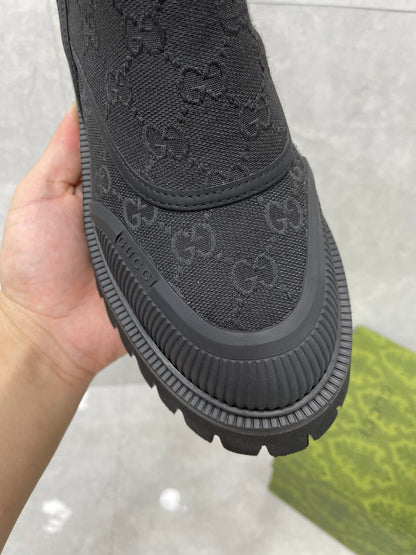 GUCCI WOMEN’S BOOTS