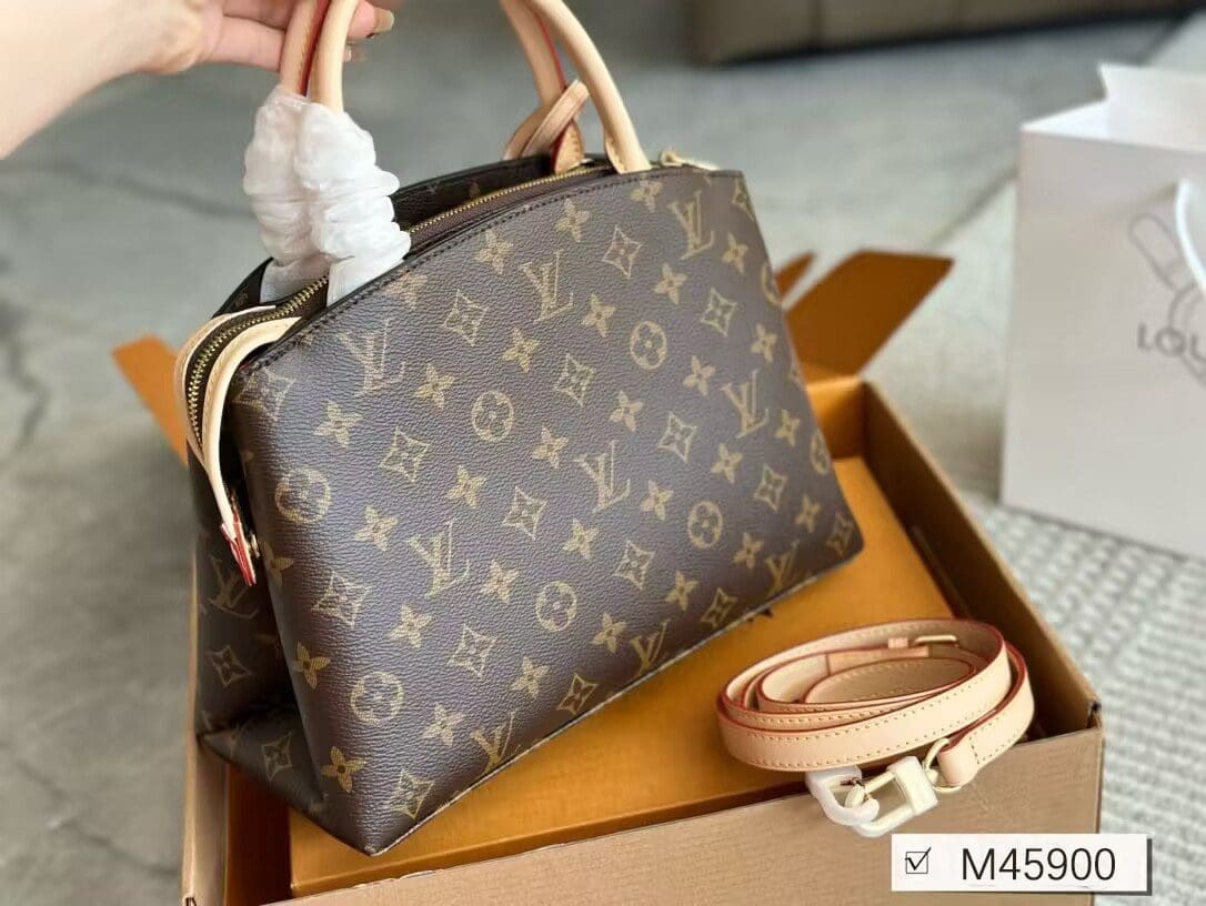 Louis Vuitton M45900 Petit Palais